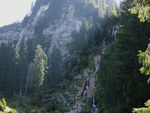Cascada cailor