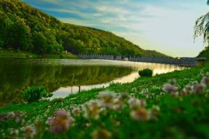 Apus deasupra Lacului Mare