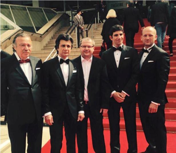 64222052_877816372552520_2535131504757964800_n