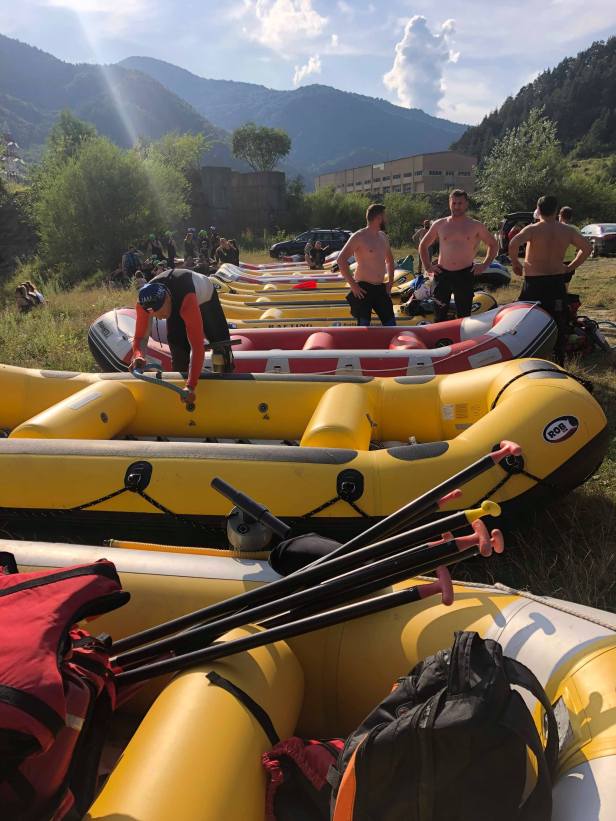 67070094_489332604968065_6360719915380375552_n