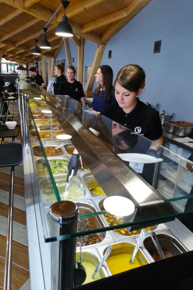 84324023_157962328987570_2696018540124700672_n copy